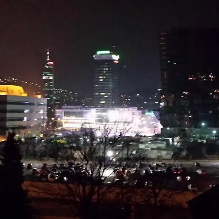 아파트 Edina Center *